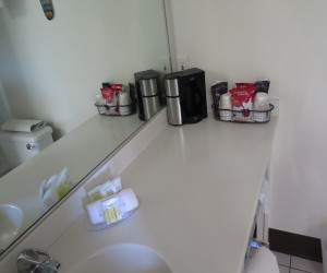 Quartz vanity countertop