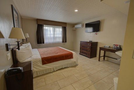 Accessible King Room_